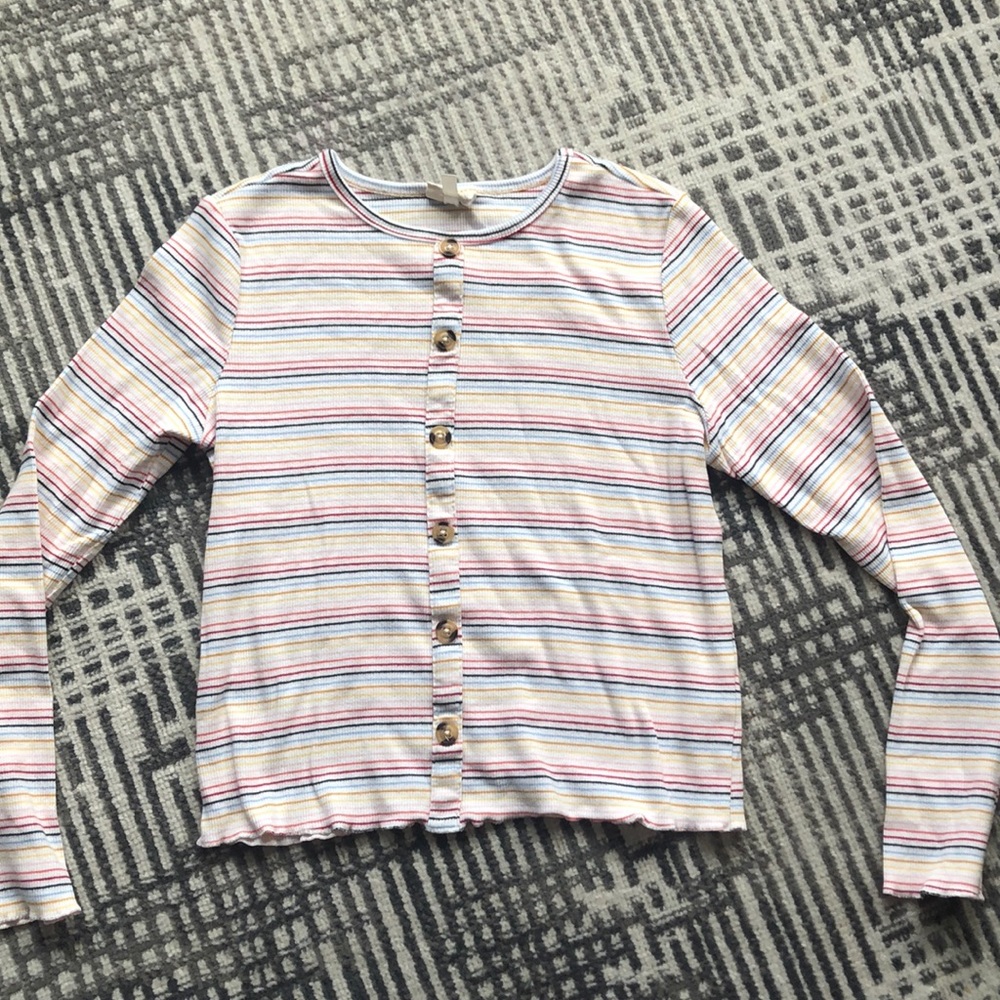 Colorful striped cropped shirt